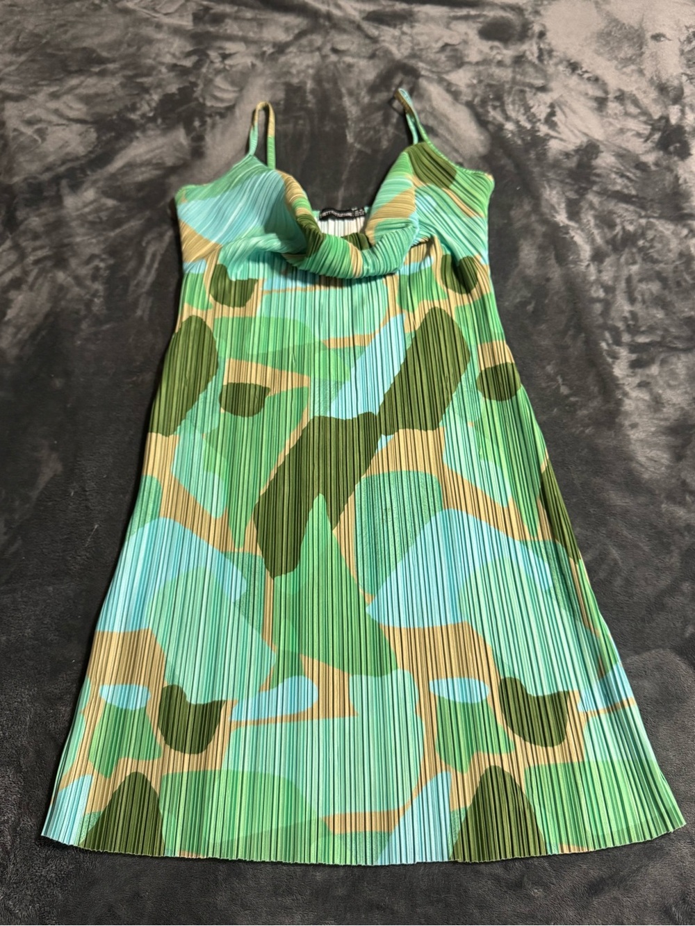 Pretty Little Thing Womens 12 Spring Cowl Neck Pleated Midi Dress